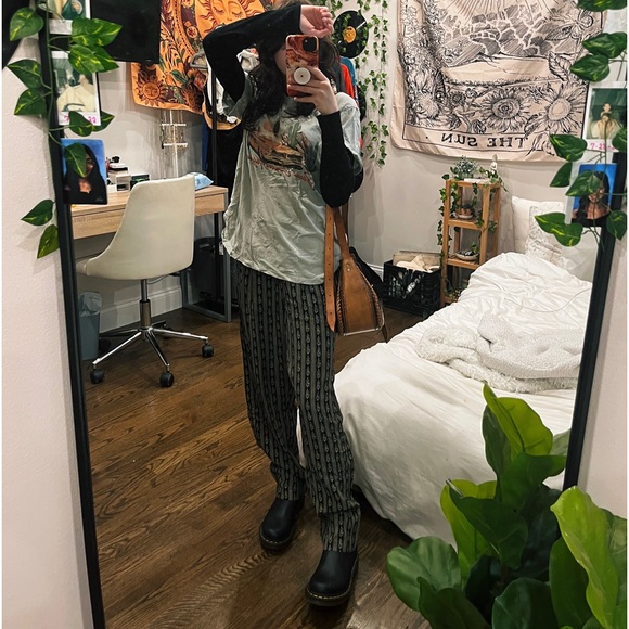 VINTAGE PATTERNED PANTS🖤 - Picture 5 of 5